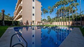Apartment for sale in Carib Playa, Marbella East