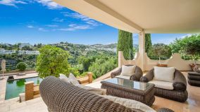Villa for sale in Benahavis