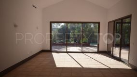 For sale finca with 8 bedrooms in Coin