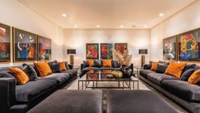 Villa for sale in Marbella Golden Mile