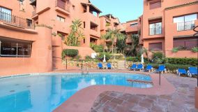 Penthouse for sale in Elviria with 3 bedrooms
