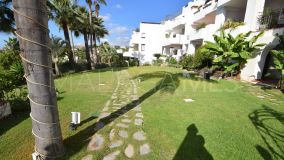 Markplanslägenhet for sale in Nueva Andalucia, Marbella