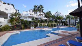 Markplanslägenhet for sale in Nueva Andalucia, Marbella