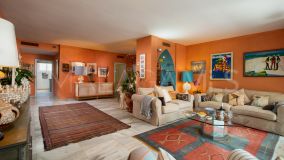 Apartment for sale in Alcazaba, Marbella - Puerto Banus