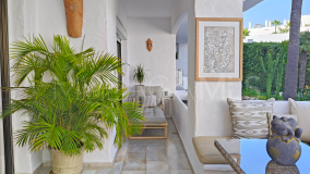 Markplanslägenhet for sale in La Isla, Marbella - Puerto Banus