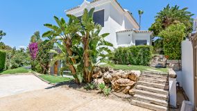 Villa for sale in Hacienda las Chapas, Marbella Est