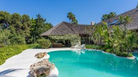 Villa en venta en Rio Real Golf, Marbella Este