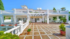 Villa en venta en Valdeolletas, Marbella Ciudad