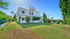 Villa en venta en Valdeolletas, Marbella Ciudad