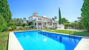 Villa en venta en Valdeolletas, Marbella Ciudad