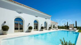 Andalusian style villa in La Cerquilla for sale