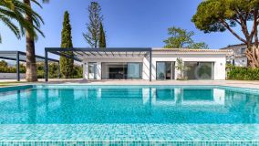 4 bedrooms villa in Altos de Elviria for sale