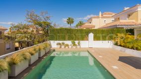 Villa con 5 dormitorios en venta en Marbella Golf