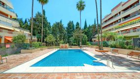 Apartment in Marbella center completely renovated and furnished.