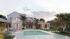 Buy villa with 5 bedrooms in Nueva Andalucia