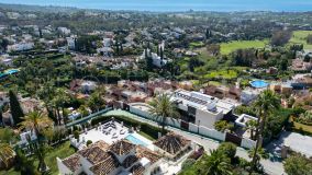 Villa en Los Naranjos Hills Club con vistas panorámicas en venta