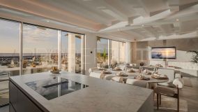 Front line penthouse in Puerto Banus with panoramic views for sale