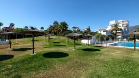 Atico en venta en Bahía de Estepona con 3 dormitorios