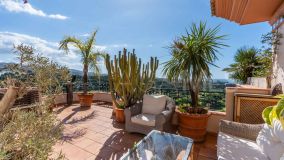 Penthouse for sale in Rio Real Golf, Marbella East