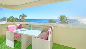 Apartamento en venta en Playa de la Fontanilla, Marbella Ciudad