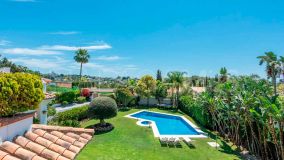 Villa for sale in Paraiso Alto, Benahavis