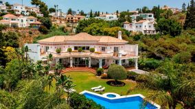 Villa for sale in Paraiso Alto, Benahavis