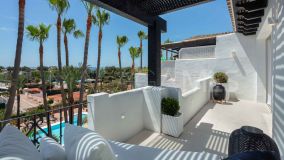 Atico en venta en Marina de Puente Romano, Marbella Golden Mile