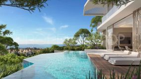Villa between Estepona and Benahavis for sale
