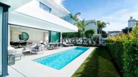 Villa Jumelée for sale in Rio Verde Playa, Marbella Golden Mile