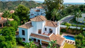 Villa for sale in La Quinta, Benahavis