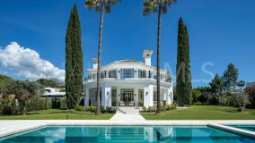 Villa for sale in Nueva Andalucia, Marbella