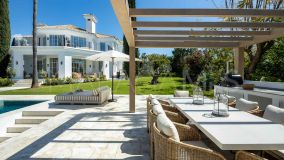 Villa for sale in Nueva Andalucia, Marbella