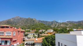 Villa for sale in Valdeolletas, Marbella City