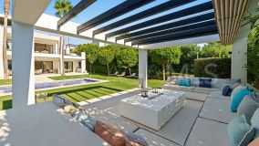 Villa en venta en Los Olivos, Nueva Andalucia