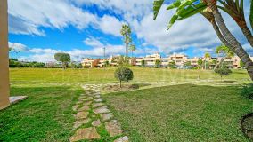 Apartamento Planta Baja en venta en La Cartuja del Golf, Estepona Este
