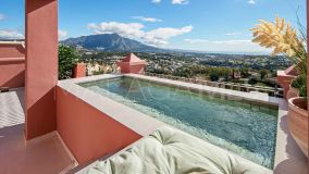 Atico Duplex en venta en Monte Halcones, Benahavis