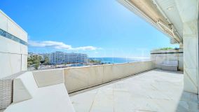 Apartamento Marbella centro primera linea de playa a la venta