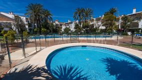 Apartamento en venta en Hacienda Beach, Estepona Este