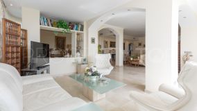 Apartamento de 2 dormitorios en venta en Guadalmina Alta