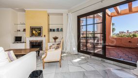 Takvåning for sale in Hacienda del Sol, Estepona Öst