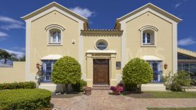 Villa zu verkaufen in Linda Vista Baja, San Pedro de Alcantara