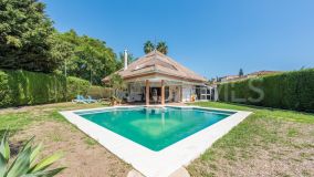 Villa for sale in Bel Air, Estepona East