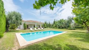 Villa for sale in Altos de Puente Romano, Marbella Golden Mile