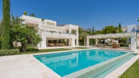 Villa Ana - Distinctive luxury home in Altos Reales, Marbella Golden Mile