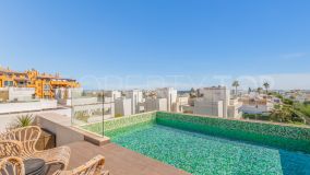 For sale villa with 4 bedrooms in San Pedro Playa