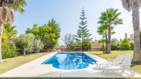 Villa for sale in La Gaspara, Estepona West