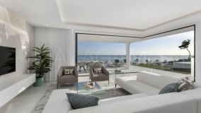 Apartment for sale in Estepona Playa, Seghers