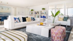 Estepona Playa 4 bedrooms duplex penthouse for sale