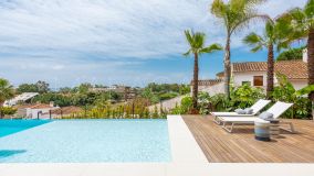 Villa for sale in Carib Playa, Marbella Öst