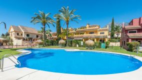 Adosado en venta en El Tomillar de Nagüeles, Marbella Golden Mile